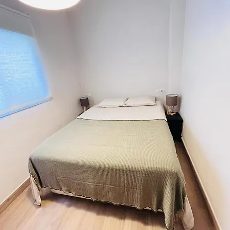 公寓 Brandnew Beachfront 马拉加